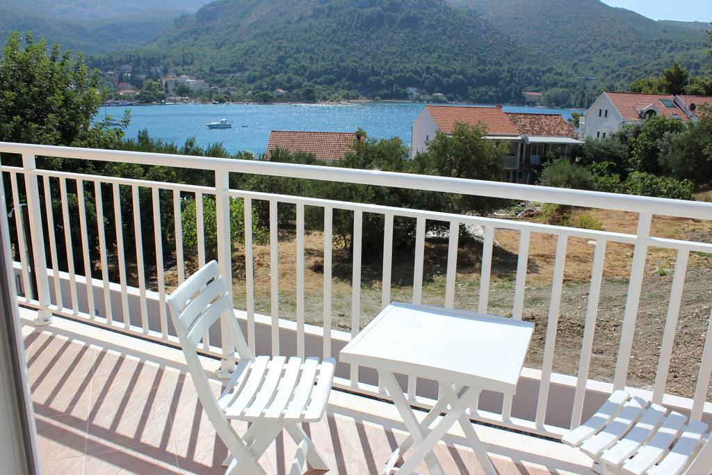 Apartments Villa Eva Slano Eksteriør billede